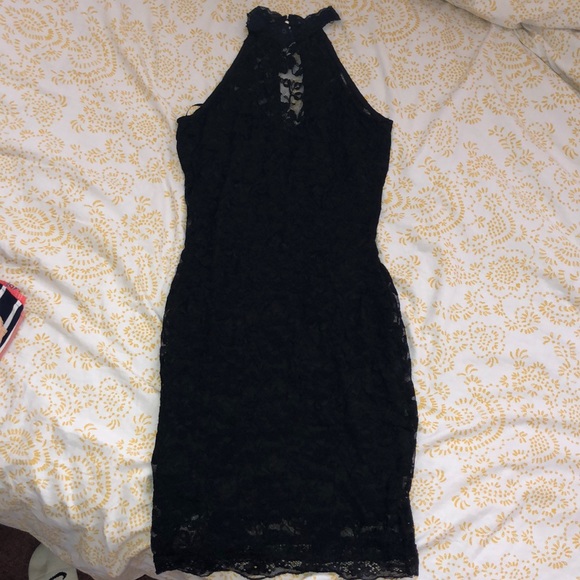 Dresses & Skirts - Black Bodycon Lace Dress